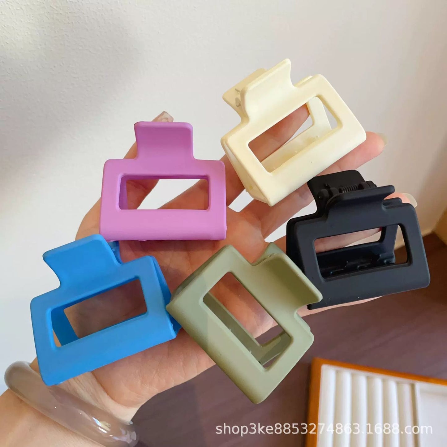 pinza cuadrada de colores, codigo JH-06001