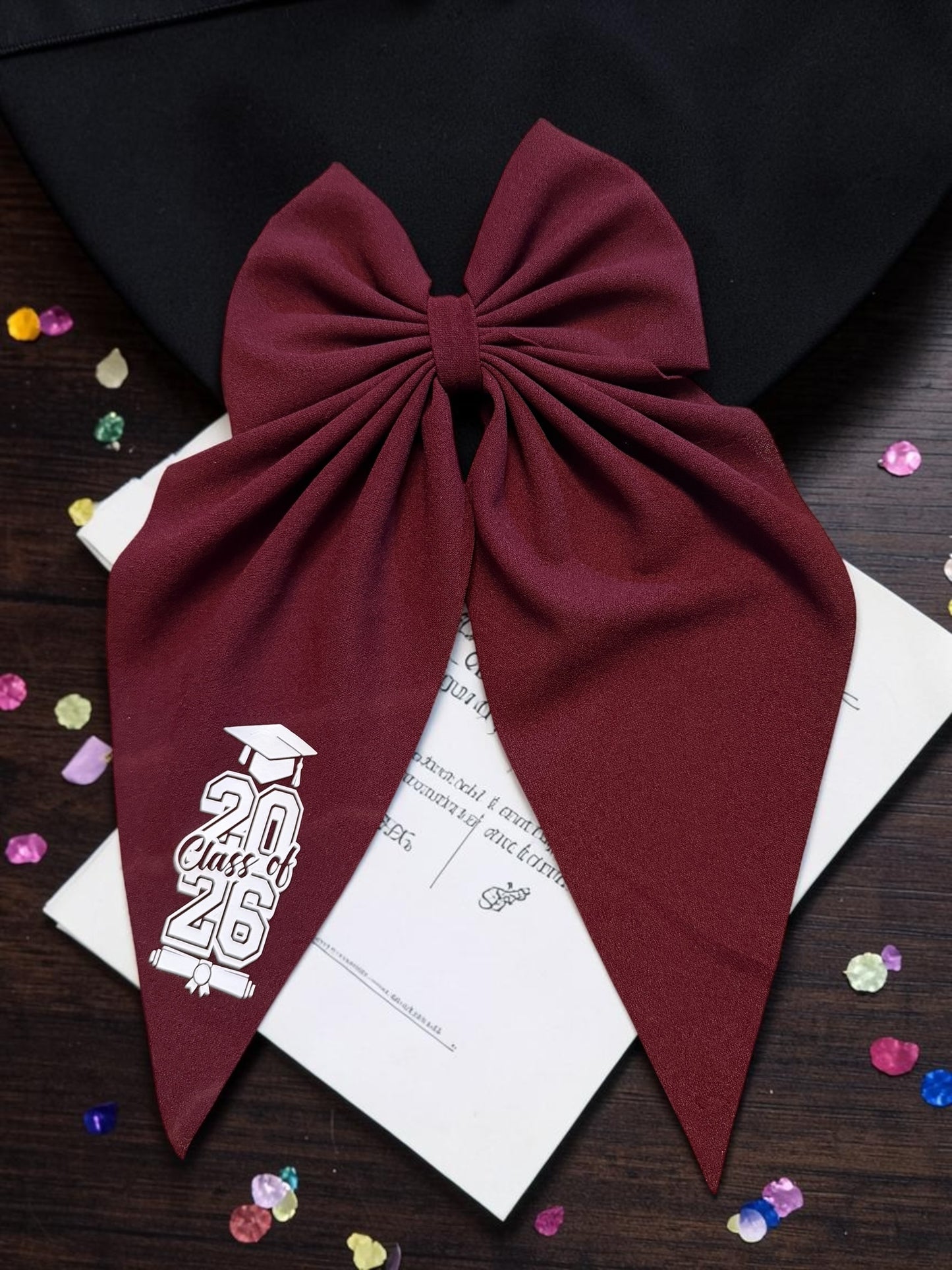 Moño de graduacion para personalizar, elige el color que tu deseas al final de tu compra en las notas de tu pedido.