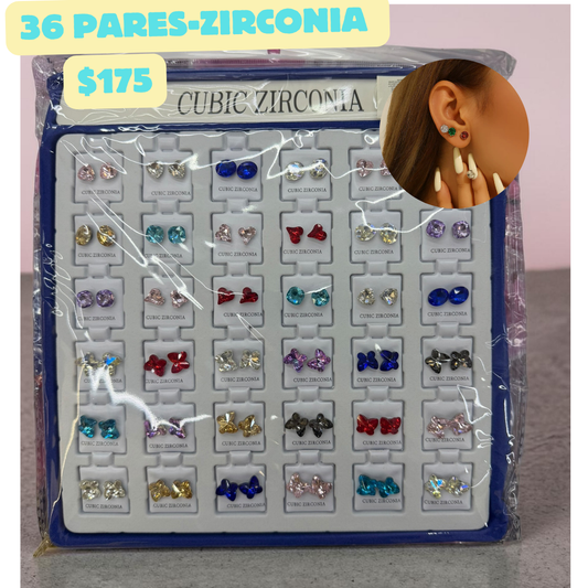 tabla con 36 pares de aretes de pedreria de zirconia, codigo a44bis-1