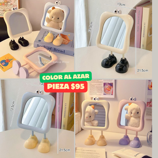 Espejo con piecitos, color al azar, codigo AB4