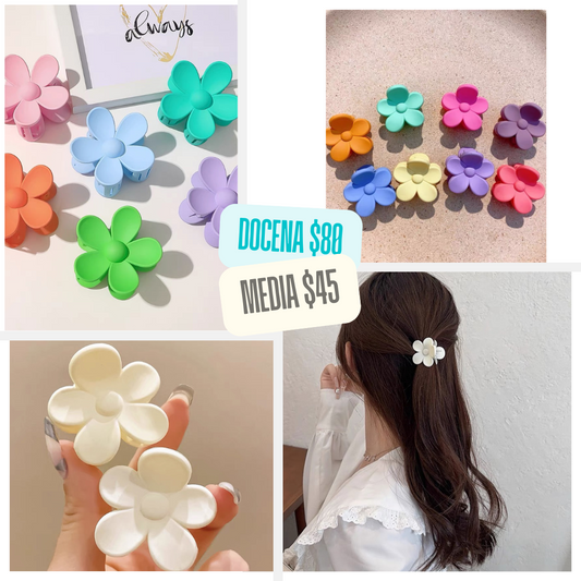 pinza flor chica, de colores, codigo a214